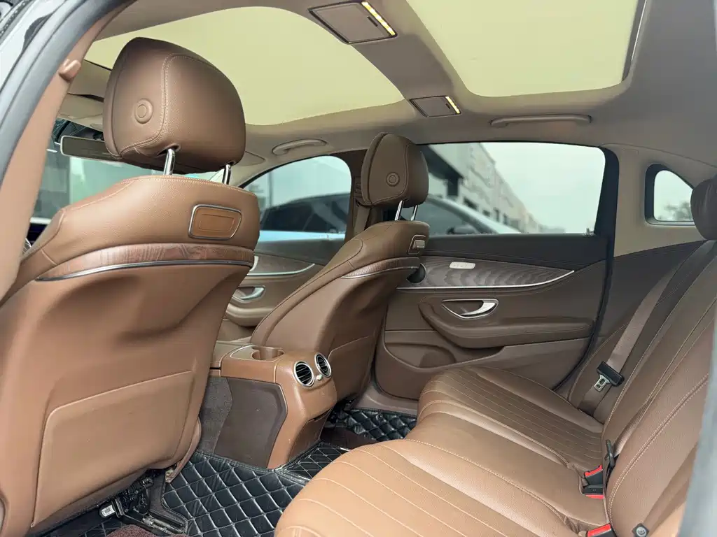 Mercedes-Benz E-Class E 2020 E 300 L Fashion