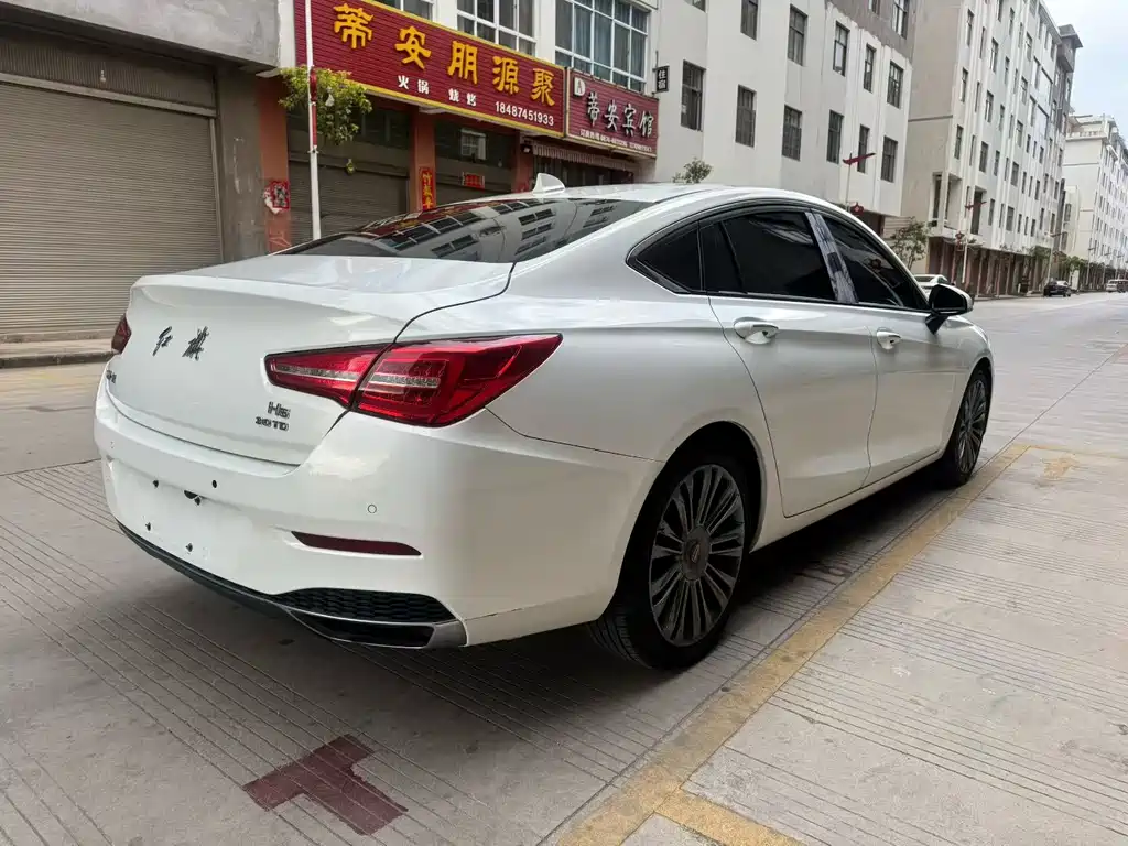 Hongqi H5 2019 30TD