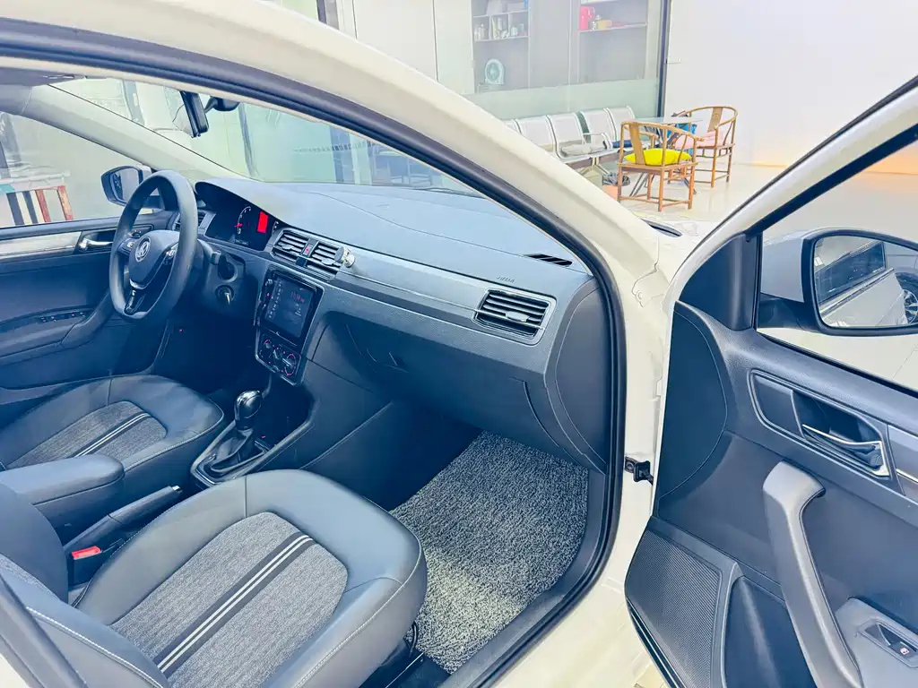 Volkswagen Santana 2021 1.5L AT Comfort