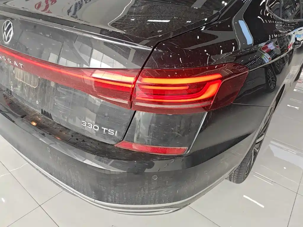 Volkswagen Passat — миниатюра 8