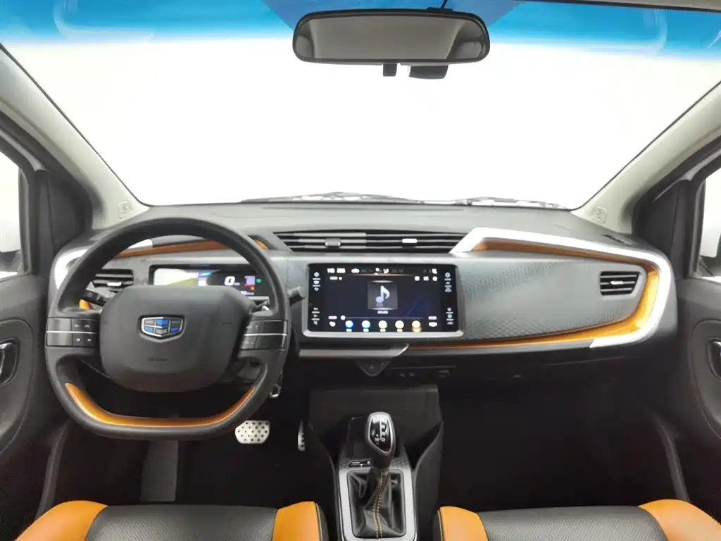 Geely X1 2017 1.3L AT