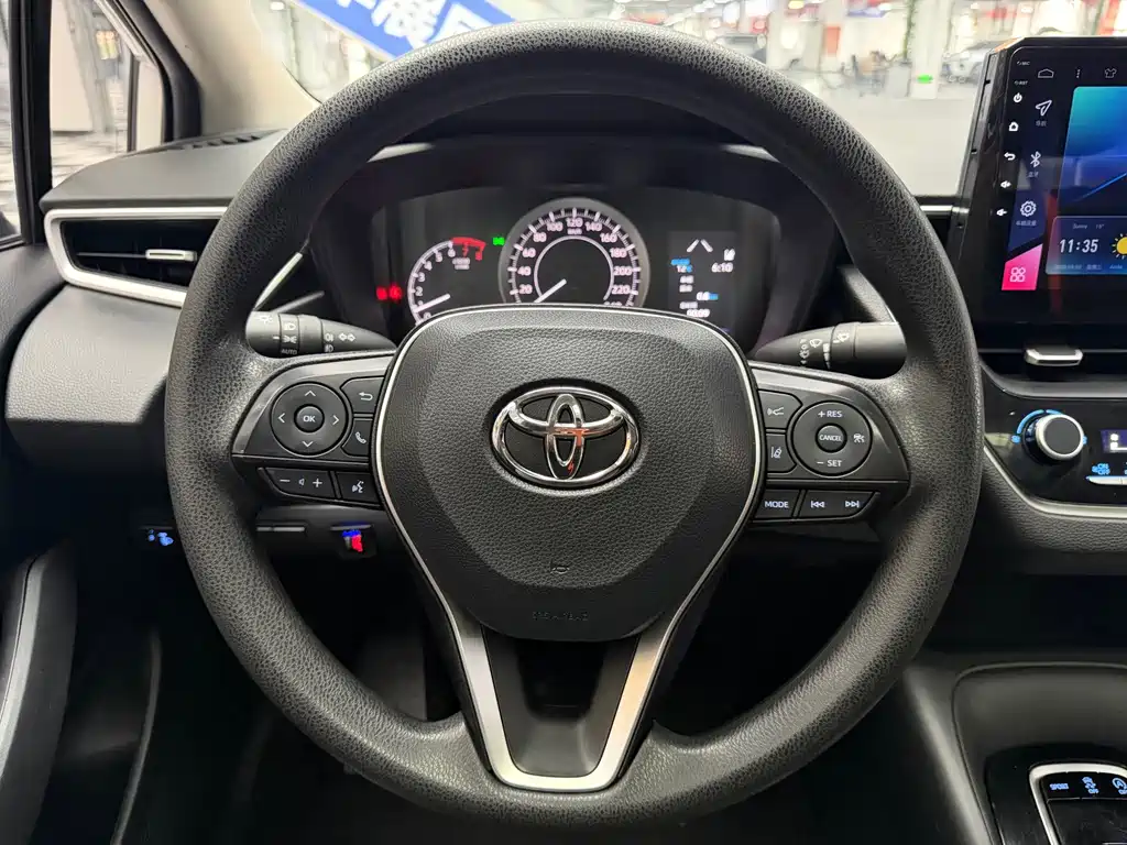 Toyota Corolla — миниатюра 15