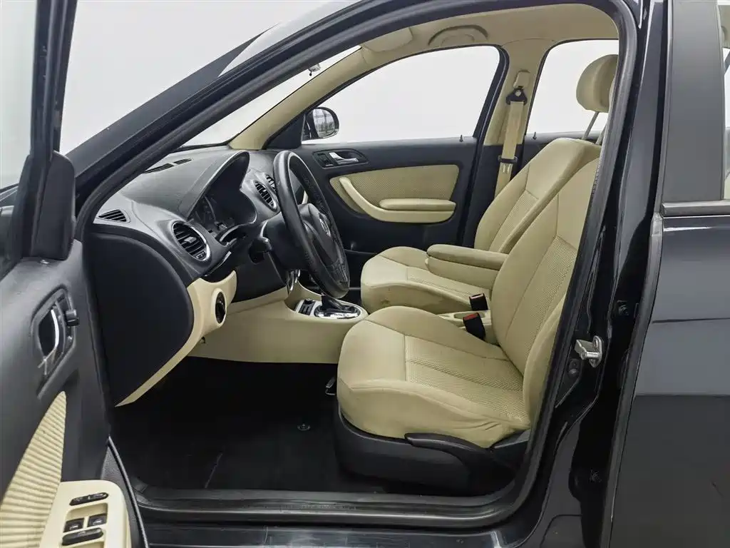 Volkswagen Lavida 2011 1.6L AT