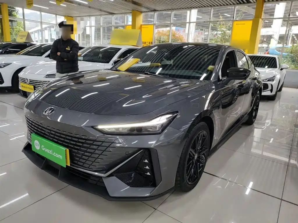 Changan UNI-V 2024
