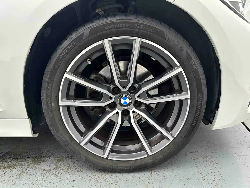 BMW 3 Series 3 2022 320Li M Sport