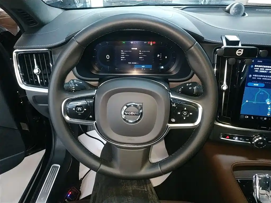 Volvo S90 2023 B5 Luxury
