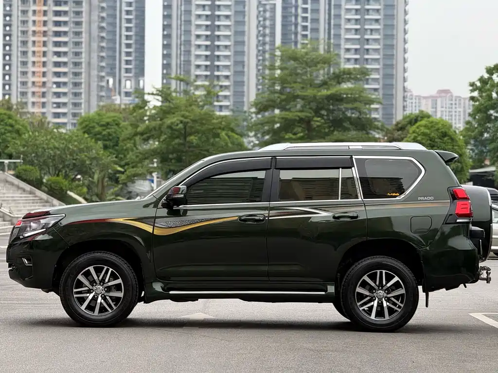 Toyota Land Cruiser Prado 2016 2.7L