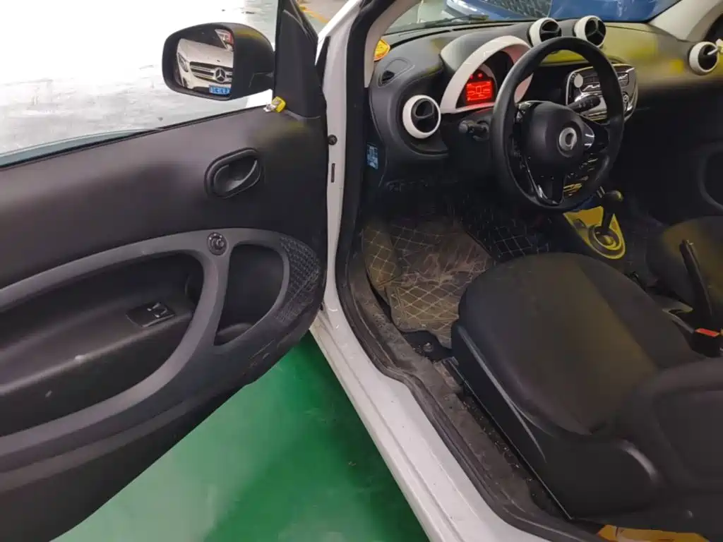 smart Smart Fortwo — миниатюра 16