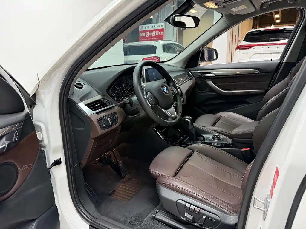 BMW X1 — миниатюра 7