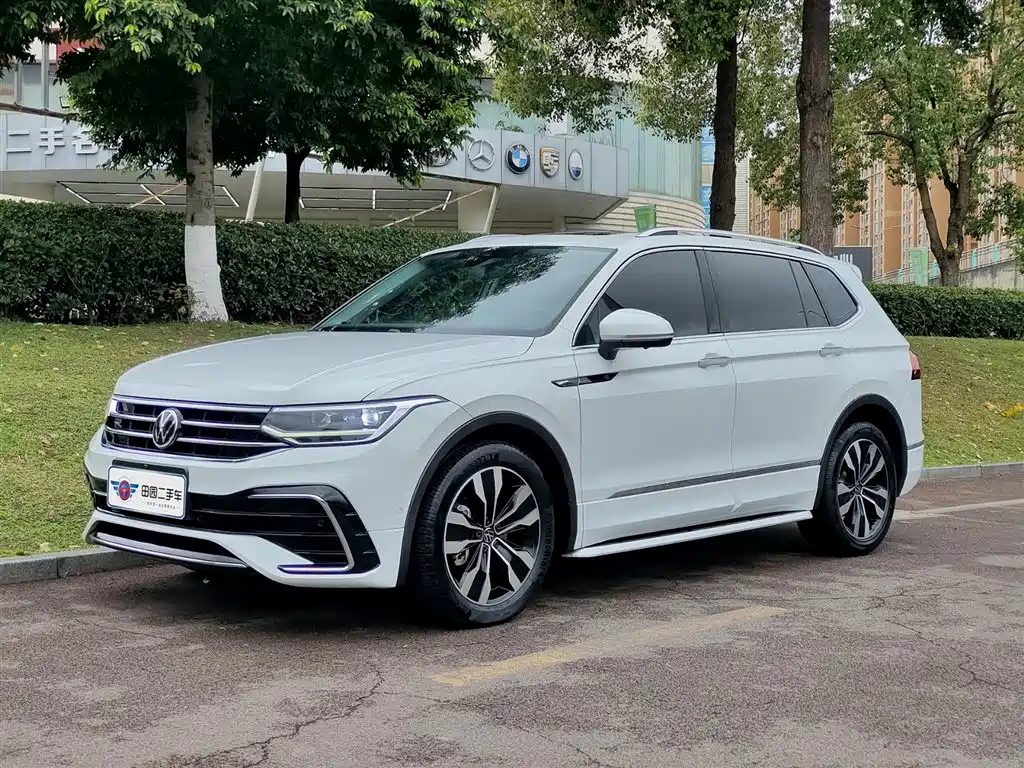Volkswagen Tiguan L 2023
