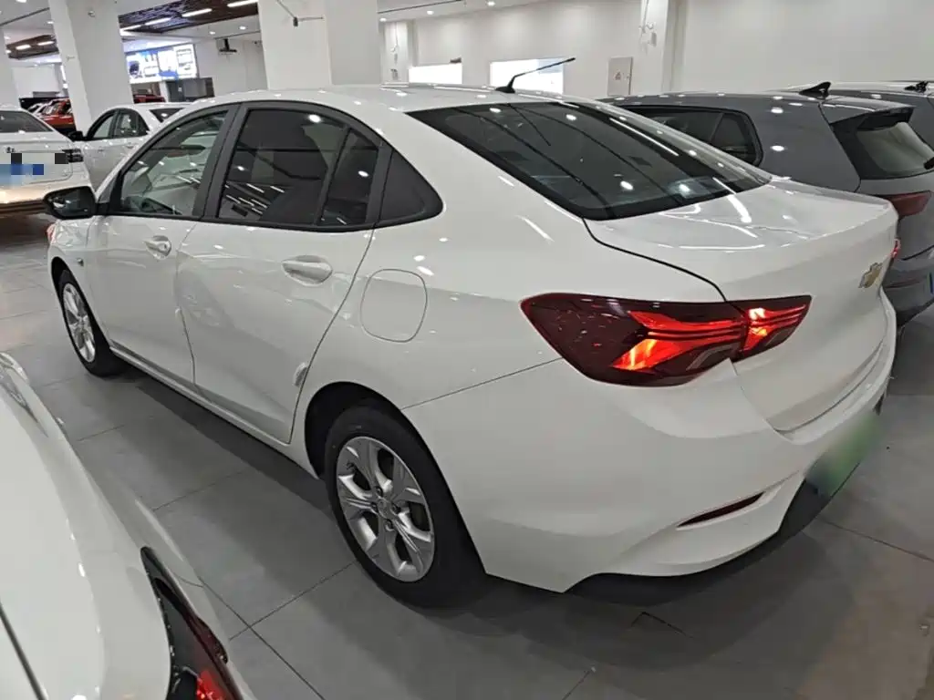 Chevrolet Cavalier — миниатюра 5