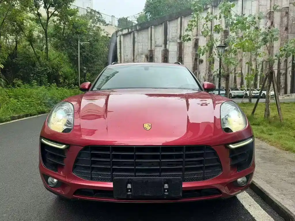 Porsche Macan — миниатюра 3