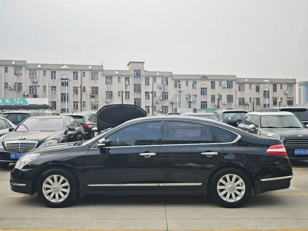Nissan Teana — миниатюра 2