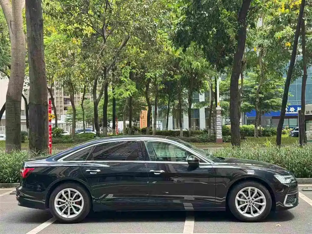 Audi A6L — миниатюра 4