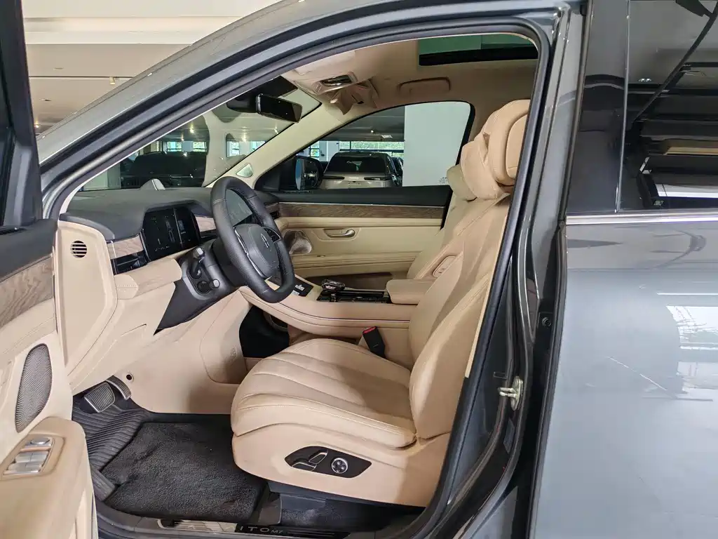 Aito M7 2022 1.5T Luxury