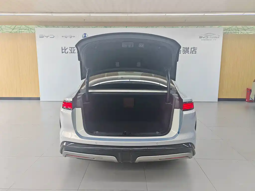 BYD Han L — миниатюра 7
