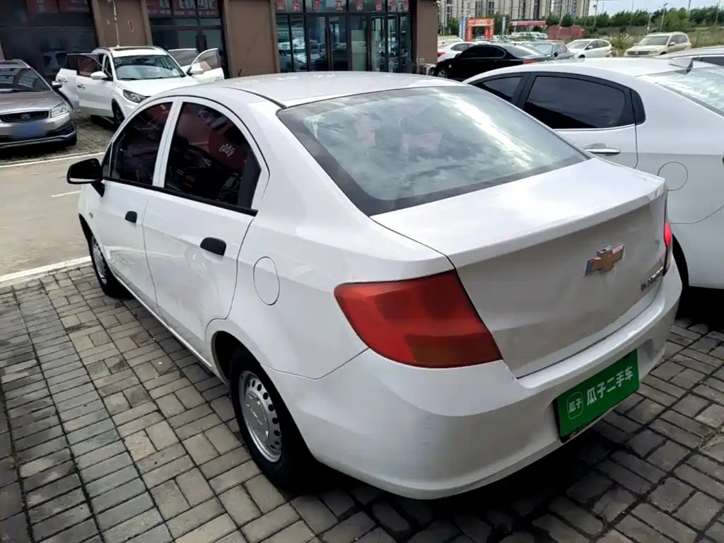 Chevrolet Sail — миниатюра 5