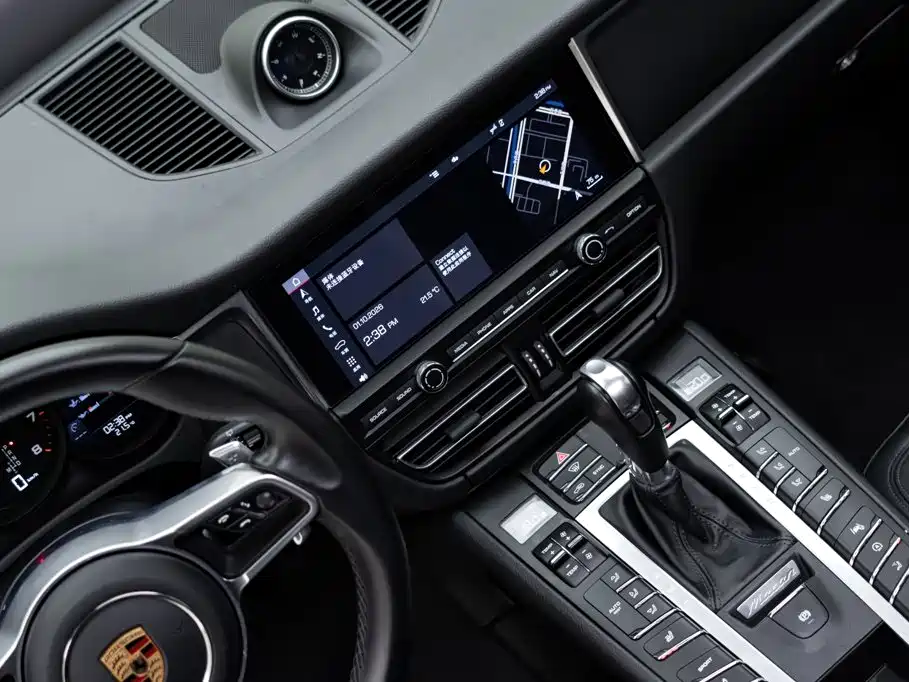 Porsche Macan — миниатюра 13