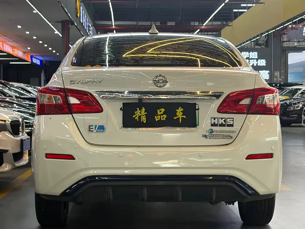 Nissan Sylphy EV — миниатюра 8