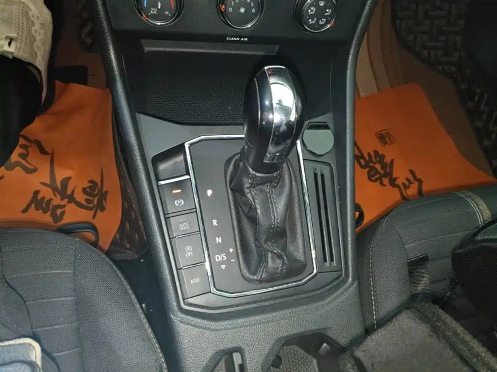 Volkswagen Lavida — миниатюра 14