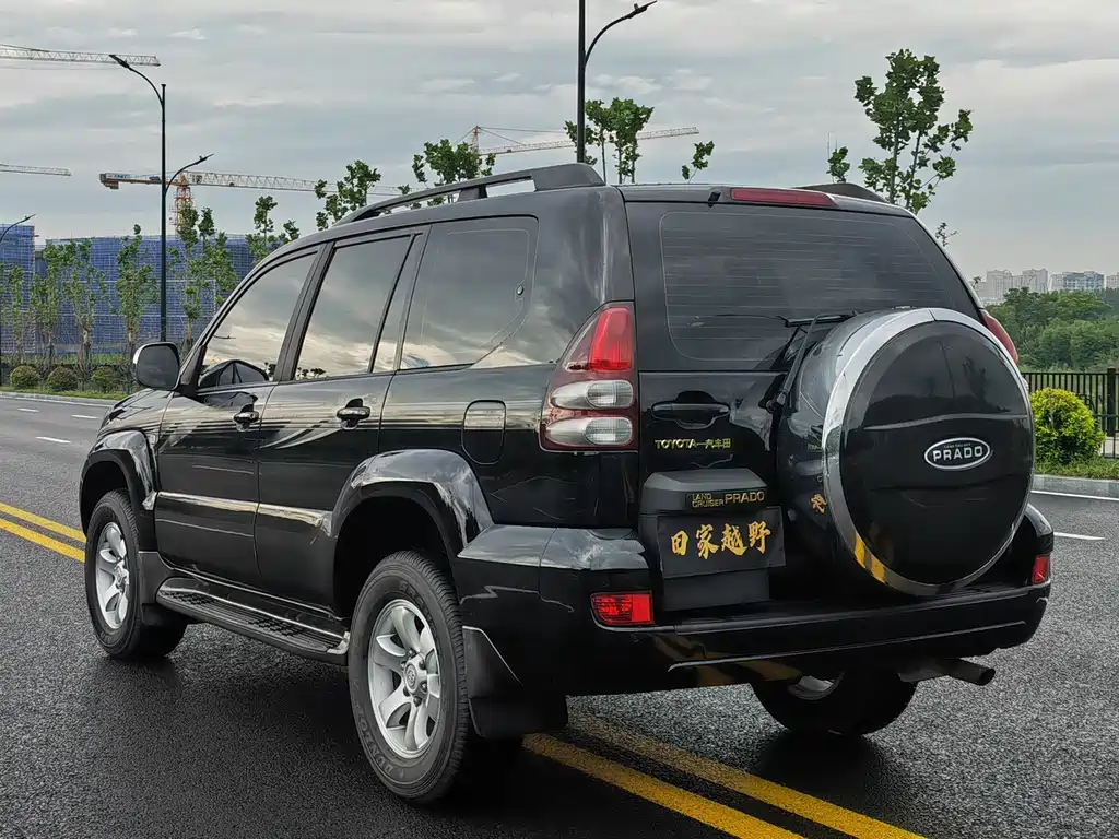 Toyota Land Cruiser Prado LC120 2008 4.0L AT