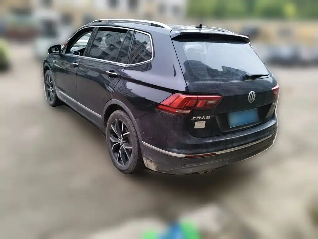 Volkswagen Tiguan L — миниатюра 25