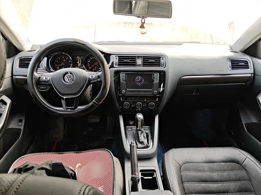 Volkswagen Sagitar — миниатюра 5