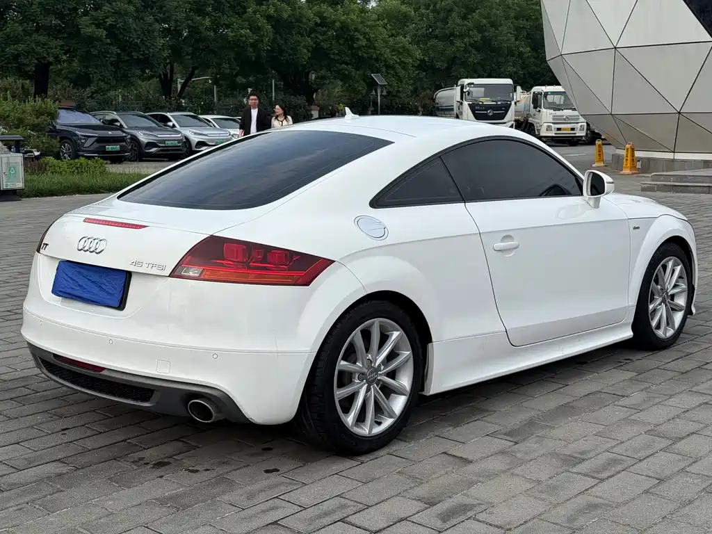 Audi TT — миниатюра 4