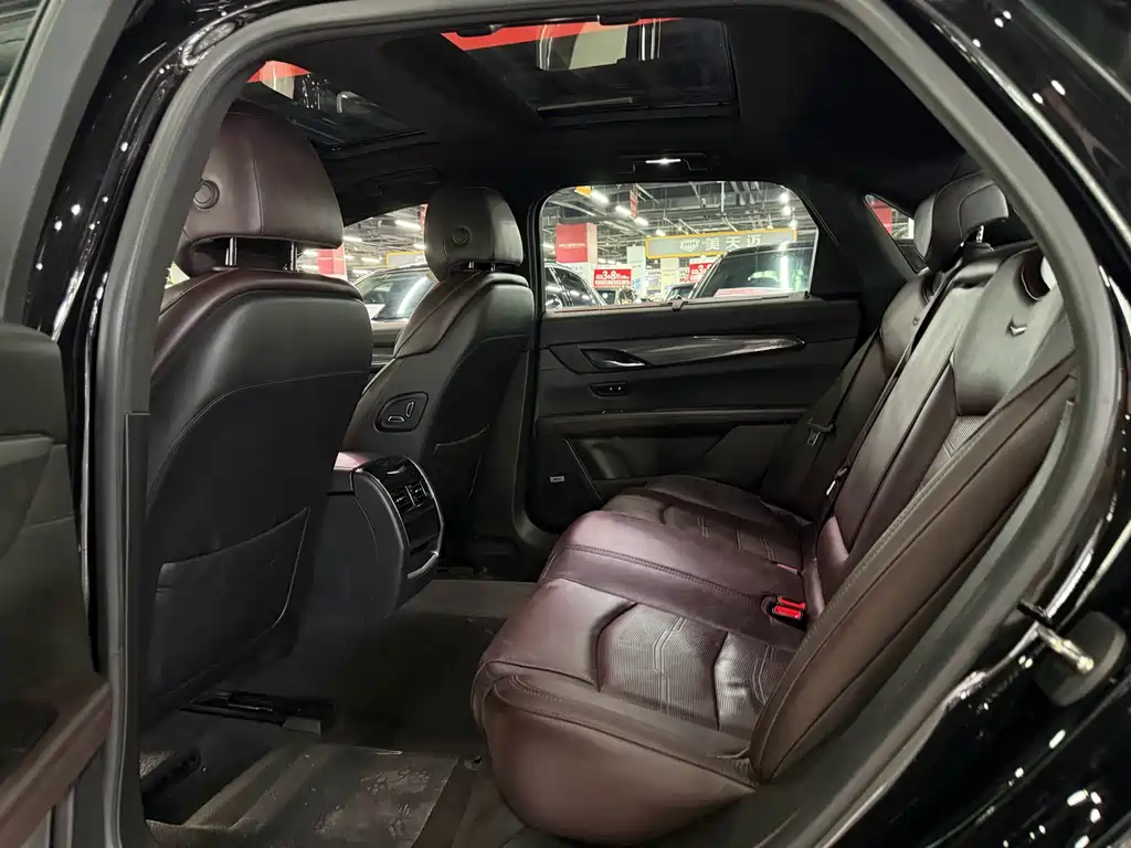 Cadillac CT6 — миниатюра 13