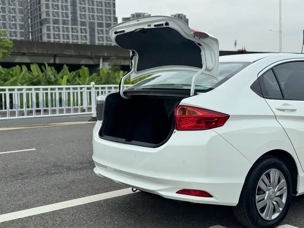 Honda City 1.5L CVT Comfort Edition, фото 10