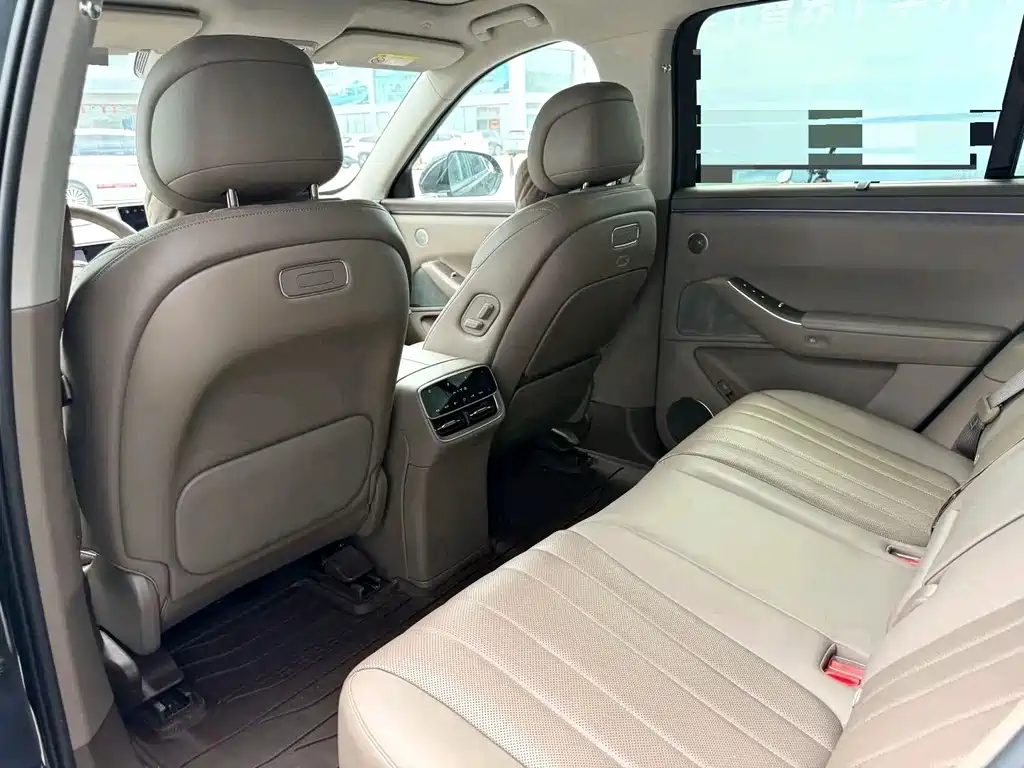 AITO AITO M7 — миниатюра 4