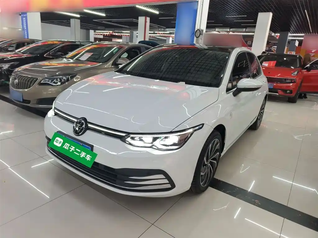 Volkswagen Golf 2024