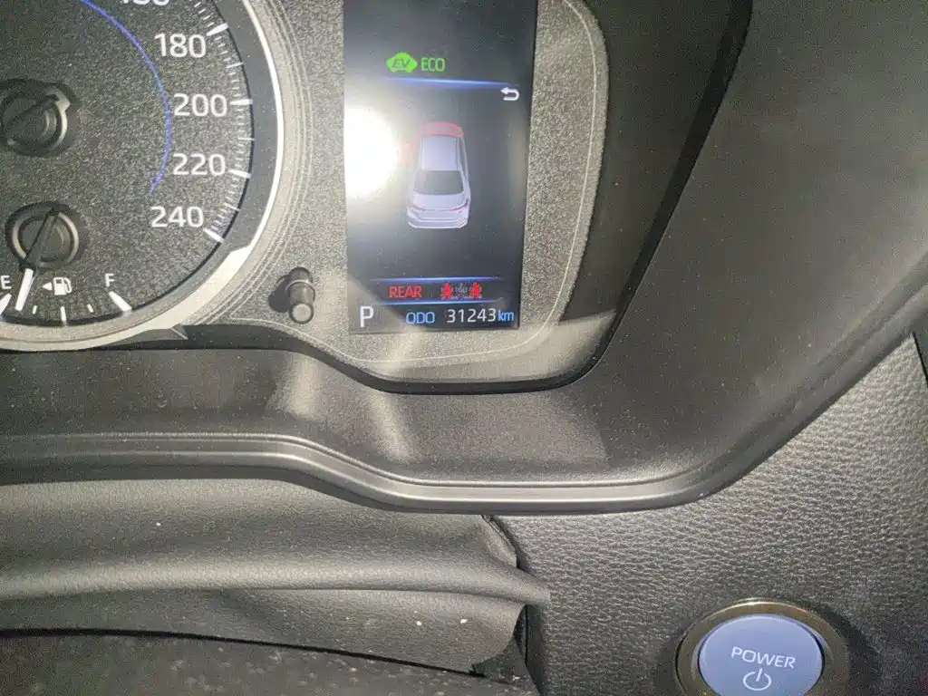 Toyota Corolla — миниатюра 8