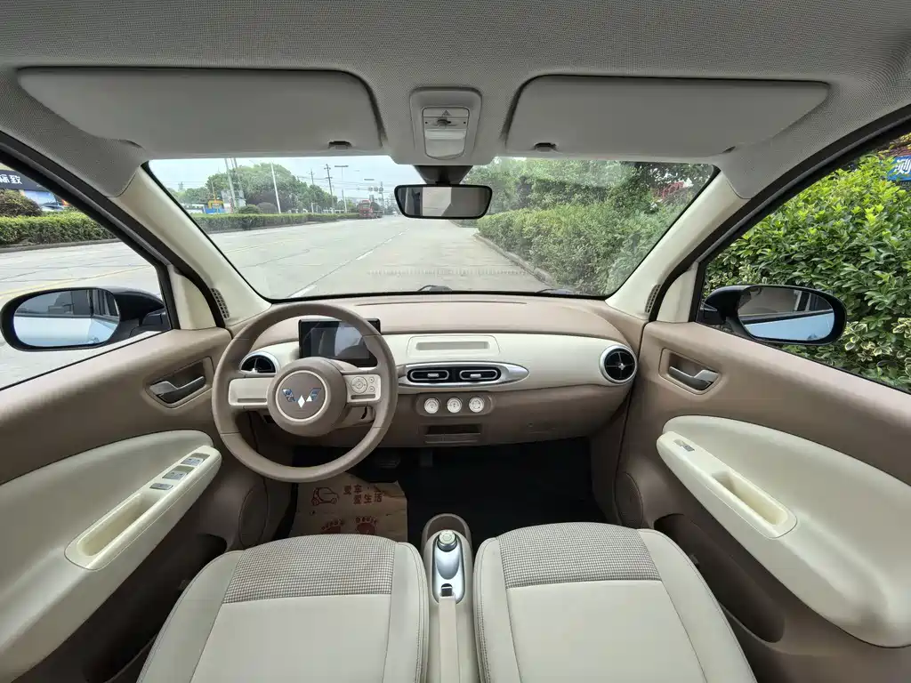 Wuling MINIEV — миниатюра 8