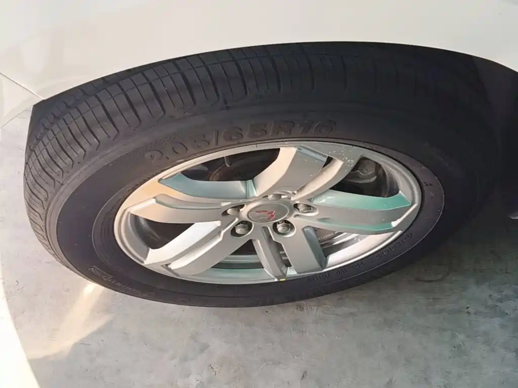 Wuling Hongguang PLUS — миниатюра 23
