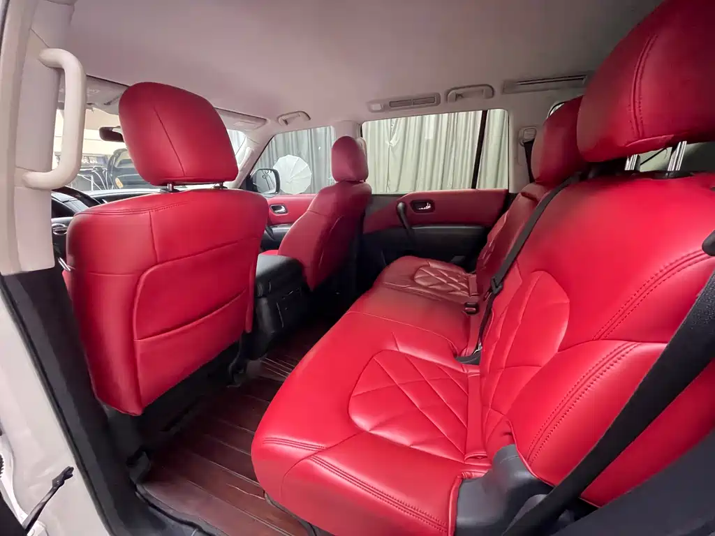 Nissan Patrol 2017 4.0L AT