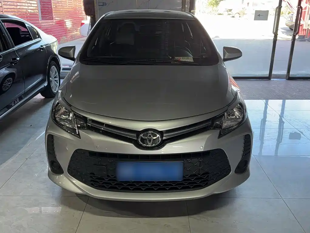 Toyota Vios FS — миниатюра 3