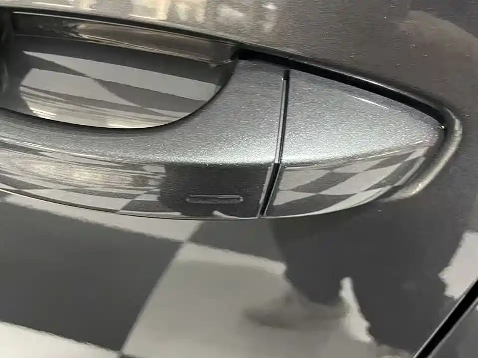 Audi Q3 — миниатюра 11