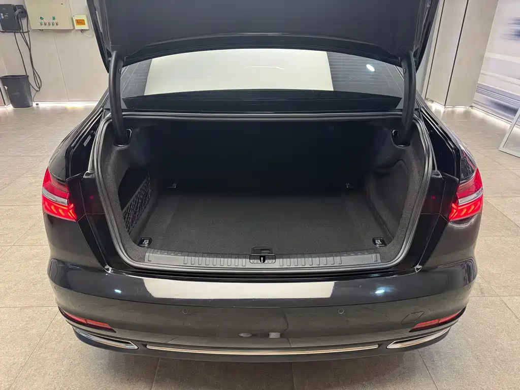 Audi A6L — миниатюра 5