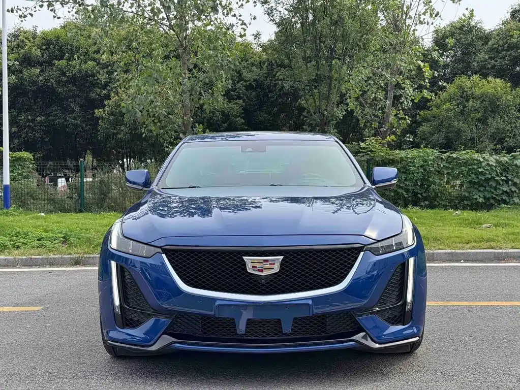 Cadillac CT5 — миниатюра 2