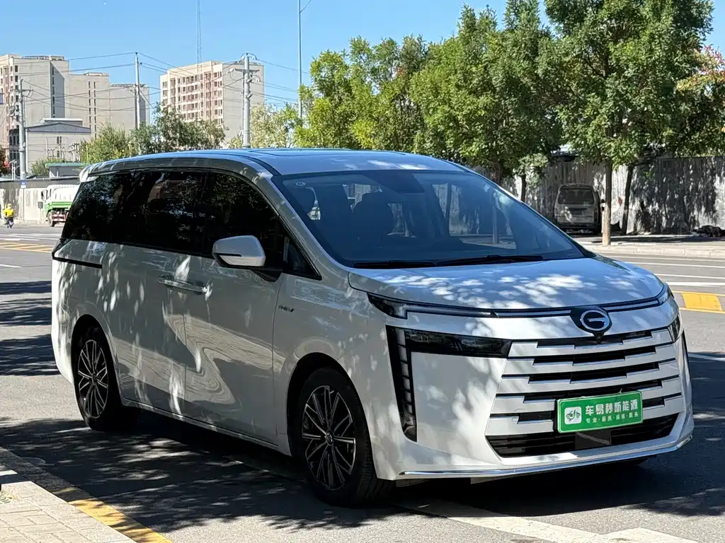 GAC Motor Trumpchi E8