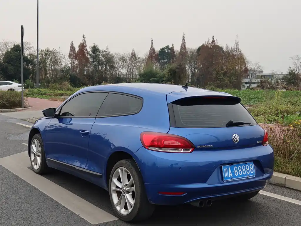 Volkswagen Scirocco 2.0TSI Luxury Edition, фото 8