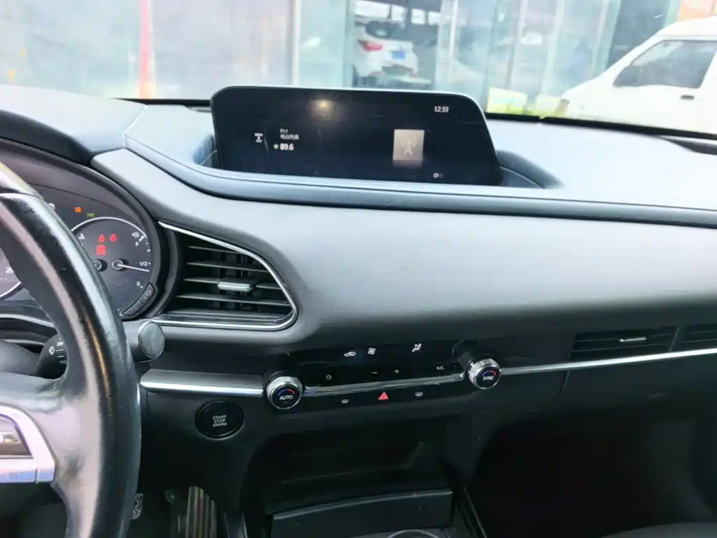 Mazda CX-30 — миниатюра 13