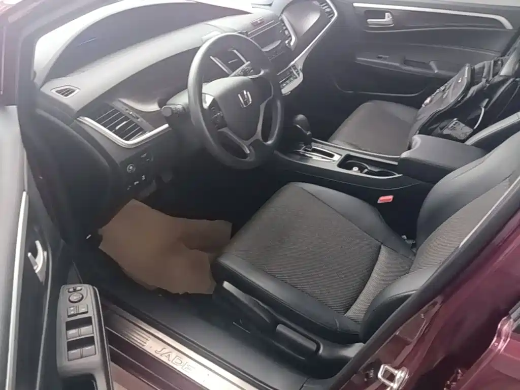 Honda Jade — миниатюра 16