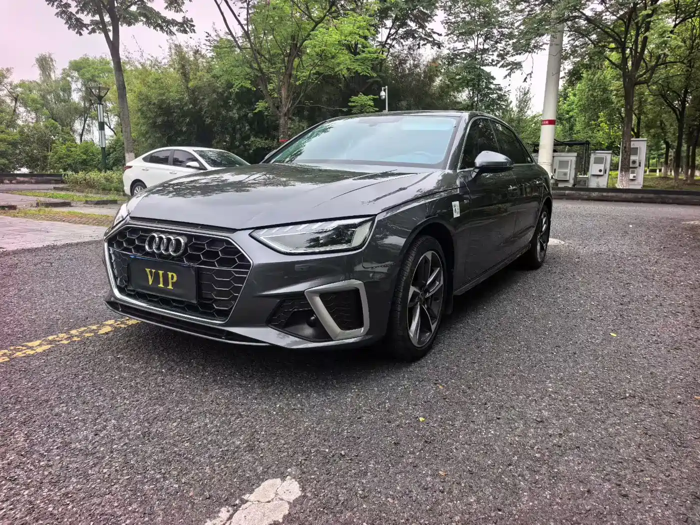 Audi A4L id 4515339 из Китая 7