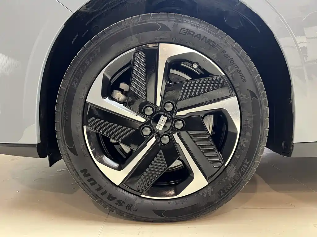 GEELY GALAXY GALAXY L6