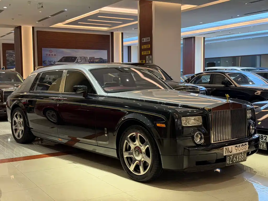 Rolls-Royce Phantom — миниатюра 2