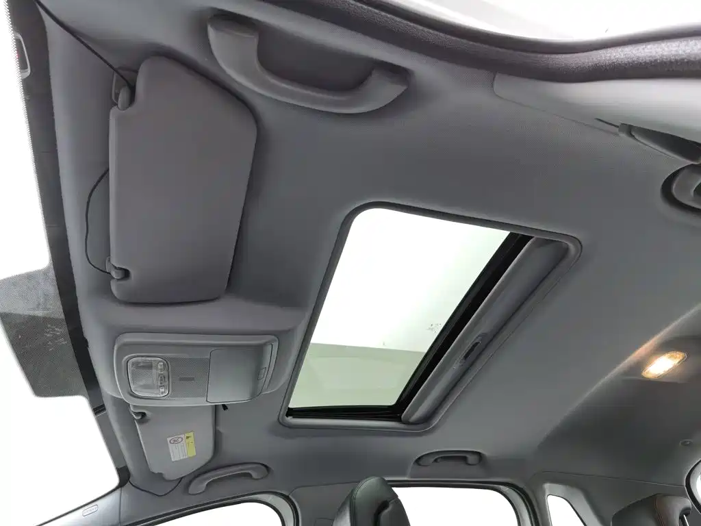 Peugeot 3008 — миниатюра 14