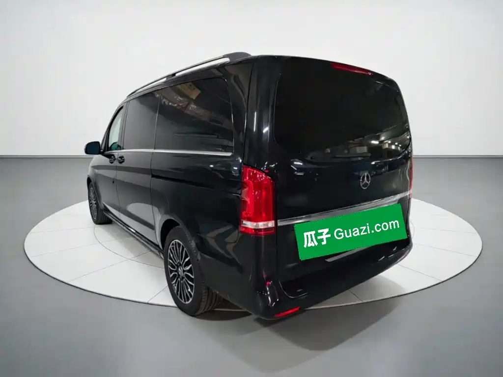 Mercedes-Benz V-Class — миниатюра 4