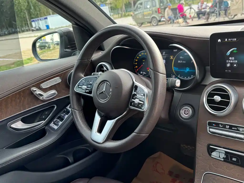 Mercedes-Benz GLC — миниатюра 26